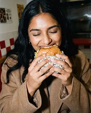 CRSP Burger takeaway packaging in Berlin